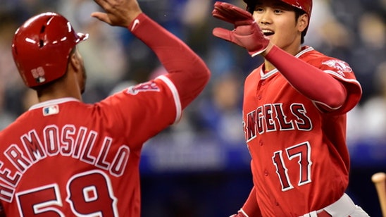 Ohtani ties it, Simmons wins it in 9th as Angels beat Jays