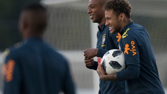 Disgruntled fans break into Brazil pre-World Cup training