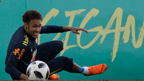 Neymar appears in good shape after Brazil training week