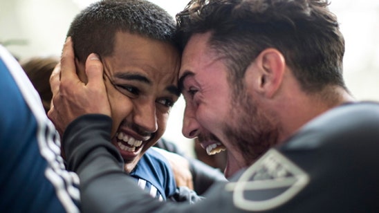 Techera scores 3 second-half goals, Whitecaps tie Revs 3-3