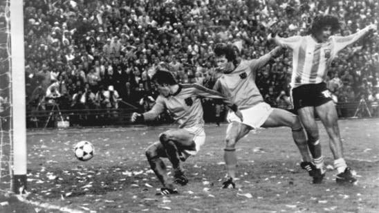 WORLD CUP: Confetti greets Argentina’s 1st triumph in 1978