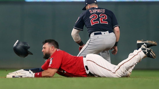 Escobar homers twice as Twins beat Indians 7-4