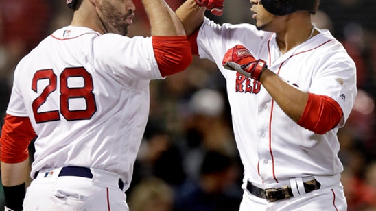 Martinez hits 20th, Wright pitches Red Sox past Tigers 6-0