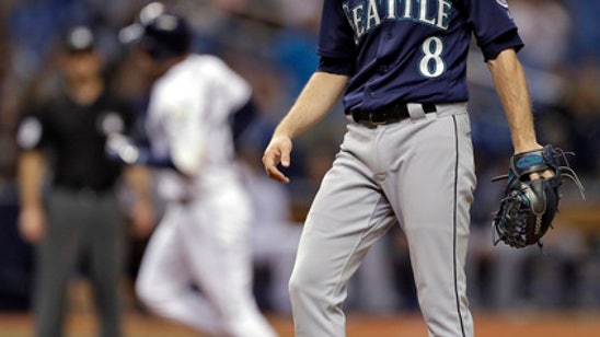 Leake pitches into 9th, Mariners beat Rays 5-4