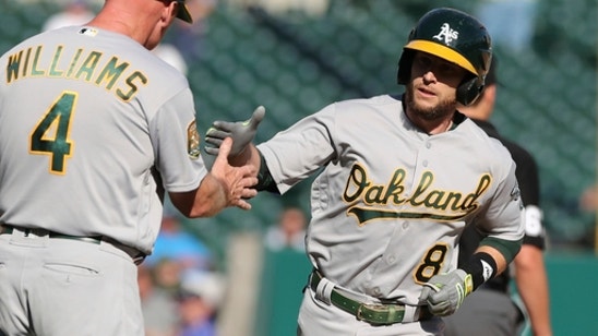 Lowrie’s homer in 9th lifts A’s over Tigers 5-4