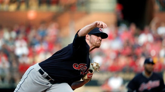 LEADING OFF: Kershaw tries again for win, Realmuto on a roll