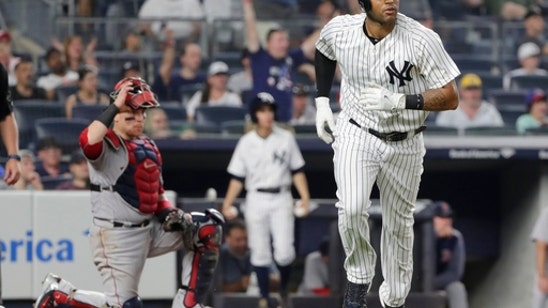 Hicks hits 3 HRs, Yankees rout Red Sox 11-1 to win series