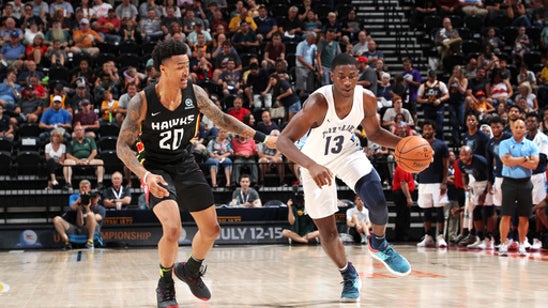 Jackson scores 29, outshines Young in Summer League debut