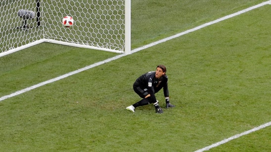 Forsberg delivers, Sweden reaches World Cup quarterfinals