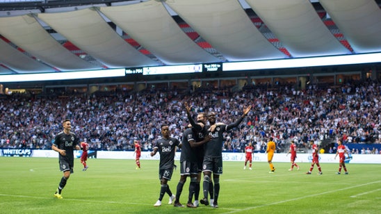 Kamara, Davies lead Whitecaps past Fire 3-2 (Jul 08, 2018)