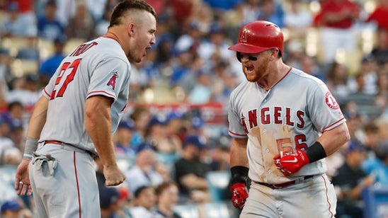 Calhoun’s HR lifts Angels to 5-4 win over Dodgers in 10th