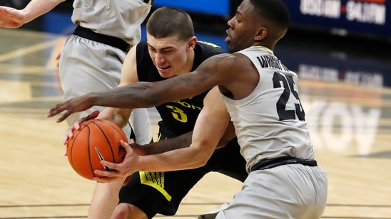 Wright takes over late, Colorado beats No. 4 Oregon 74-65