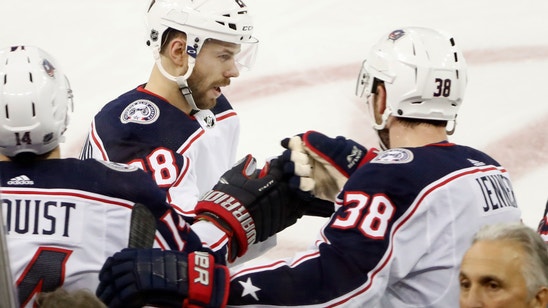 Bjorkstrand scores twice, rallies Jackets over Rangers 2-1