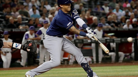 Arcia delivers late, Brewers add on in win over D-backs