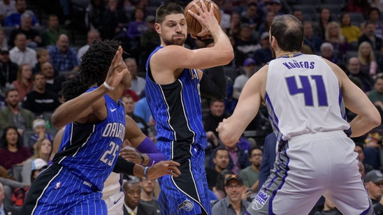 Fox scores 20, Kings beat Magic 111-95 to stop 4-game skid