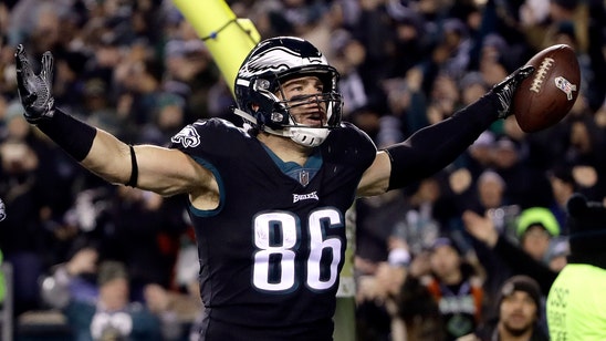 Zach Ertz on record-setting pace for tight ends