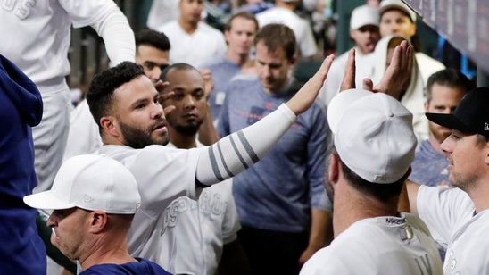 Altuve homers in big inning, Astros beat Angels 11-2