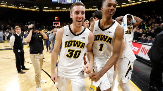 Wieskamp helps No. 14 Iowa hold off Pittsburgh 69-68