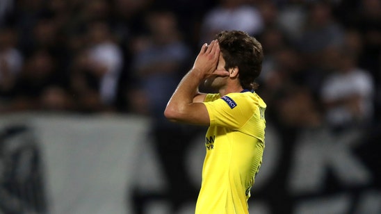 Willian leads Chelsea to victory in Europa League