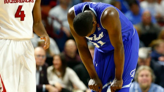 Social media reacts to controversial Seton Hall-Arkansas finish