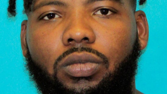 Cowboys defensive lineman Ross arrested on drug, gun charges