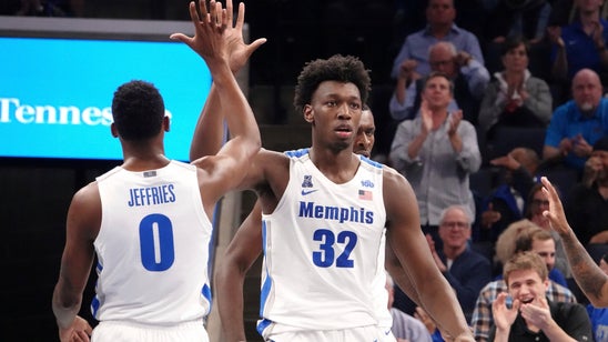 Wiseman has 28 and 11 in winning debut for No. 14 Memphis