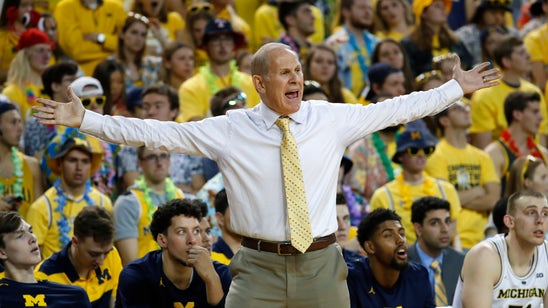 No. 5 Michigan stays unbeaten, tops South Carolina 89-78