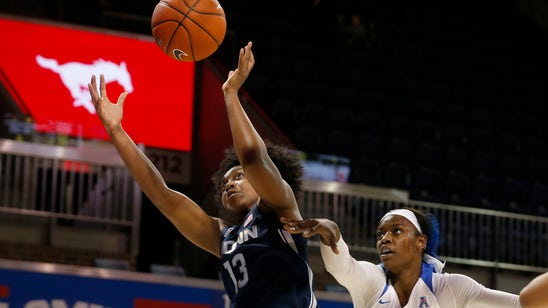 Top-ranked UConn eases past SMU 80-42