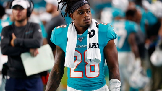 Dolphins safety McCain apologizes for confronting Bills fans