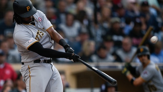 Bell hits 2 of Pirates’ 4 homers in 7-2 win vs Padres