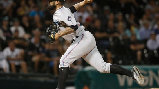 AL Central-leading Twins get reliever Romo from Marlins