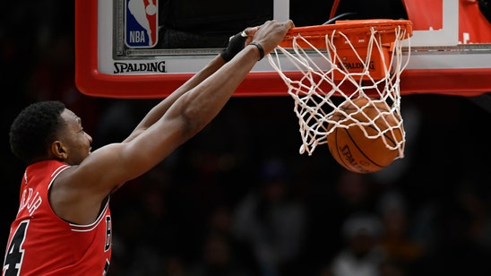 LaVine scores 26 as Bulls beat Pistons 112-106