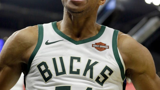 Antetokounmpo, Bledsoe pace Bucks past Wizards