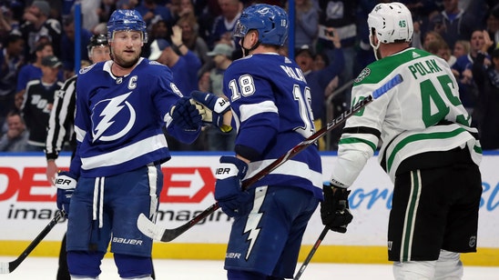 Stamkos, Kucherov lead Lightning to 6-0 win over Stars