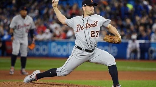 Zimmermann perfect into 7th, Tigers top Blue Jays 2-0 in 10