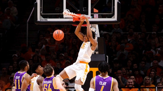 No. 3 Vols beat Tennessee Tech 96-53 for 7th straight win