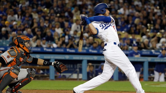 Dodgers survive messy 9th to edge Giants 6-5
