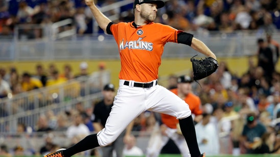 AP source: David Phelps agrees to 1-year deal with Blue Jays