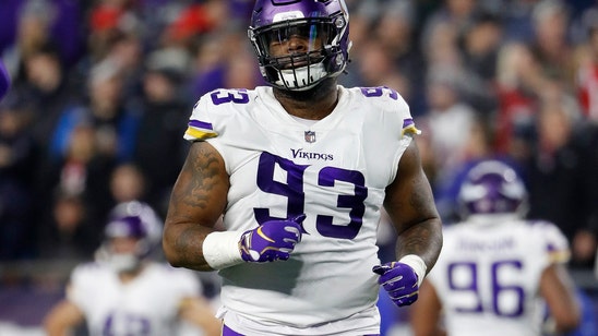 AP source: Browns agree to deal with DT Sheldon Richardson