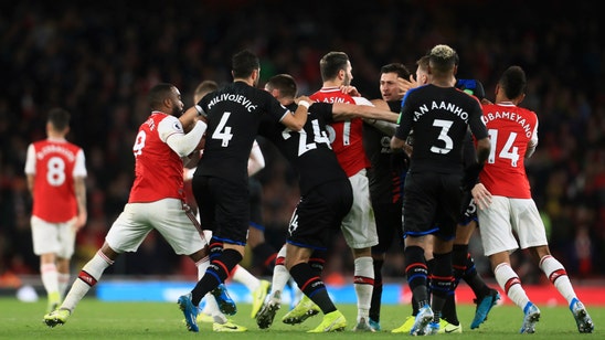 Arsenal captain Xhaka rages against fans in draw with Palace