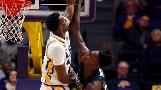 Reid, Waters help No. 23 LSU hold off UNC-Greensboro 97-91