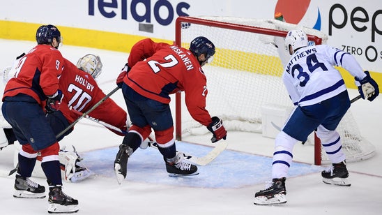 Matthews extends goal streak, Maple Leafs beat Capitals 4-2