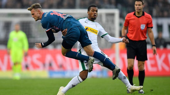 Gladbach beats Duesseldorf, moves above Bayern in Bundesliga