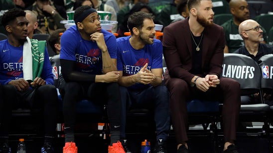 Pistons Griffin misses Game 2 against Bucks due to sore knee
