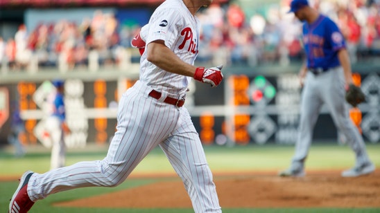 Franco hits go-ahead homer, Kapler tossed in Phillies win