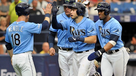 Snell, d'Arnaud help Rays beat White Sox to end 5-game skid