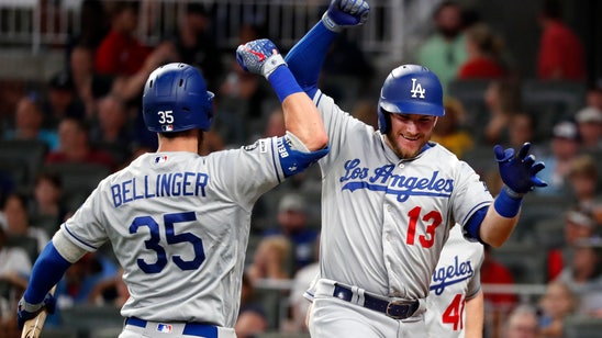 Bellinger, Muncy, Turner HRs power Dodgers past Braves 8-3