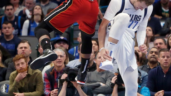 Doncic returns to Mavericks' lineup after missing 4 games