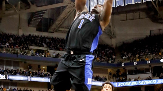 Williamson scores 25, No. 2 Duke shuts down Pitt 79-64