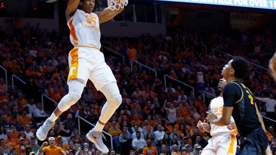 Tennessee's Pons to miss Florida game with facial injury